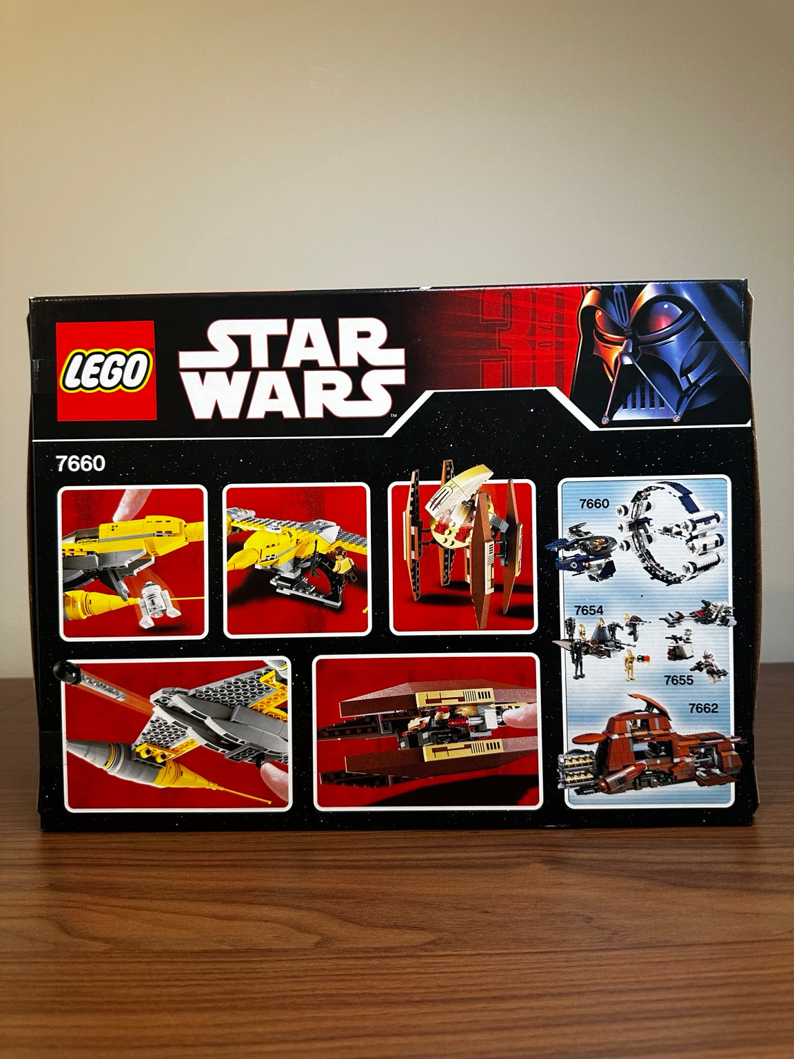 LEGO Star Wars 7660 Naboo N-1 Starfighter sealed box back