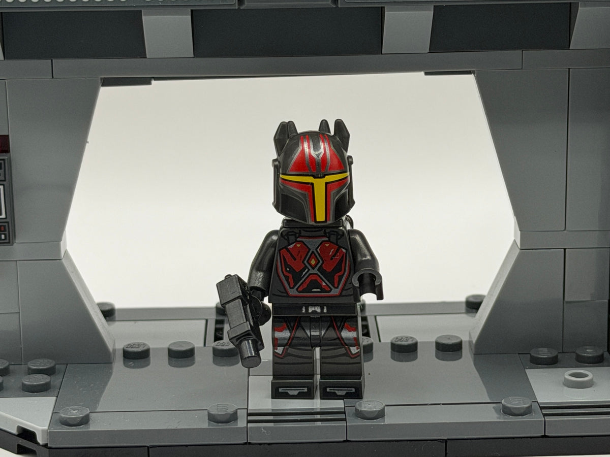 Genuine LEGO Gar Saxon sw1162 helmeted front
