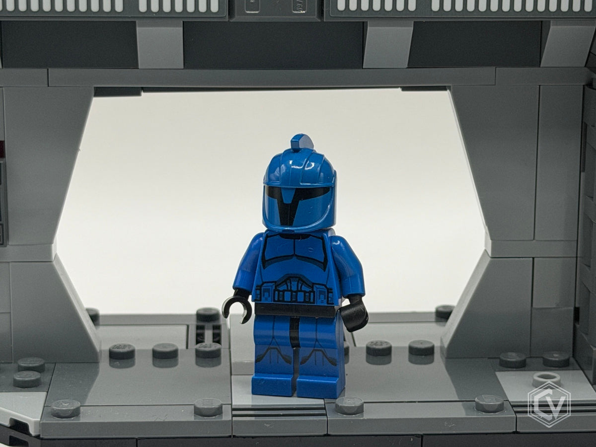 Senate Commando sw0614 front view